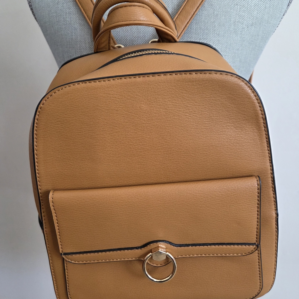 💞 Host Pick💞 Tan Leather Backpack